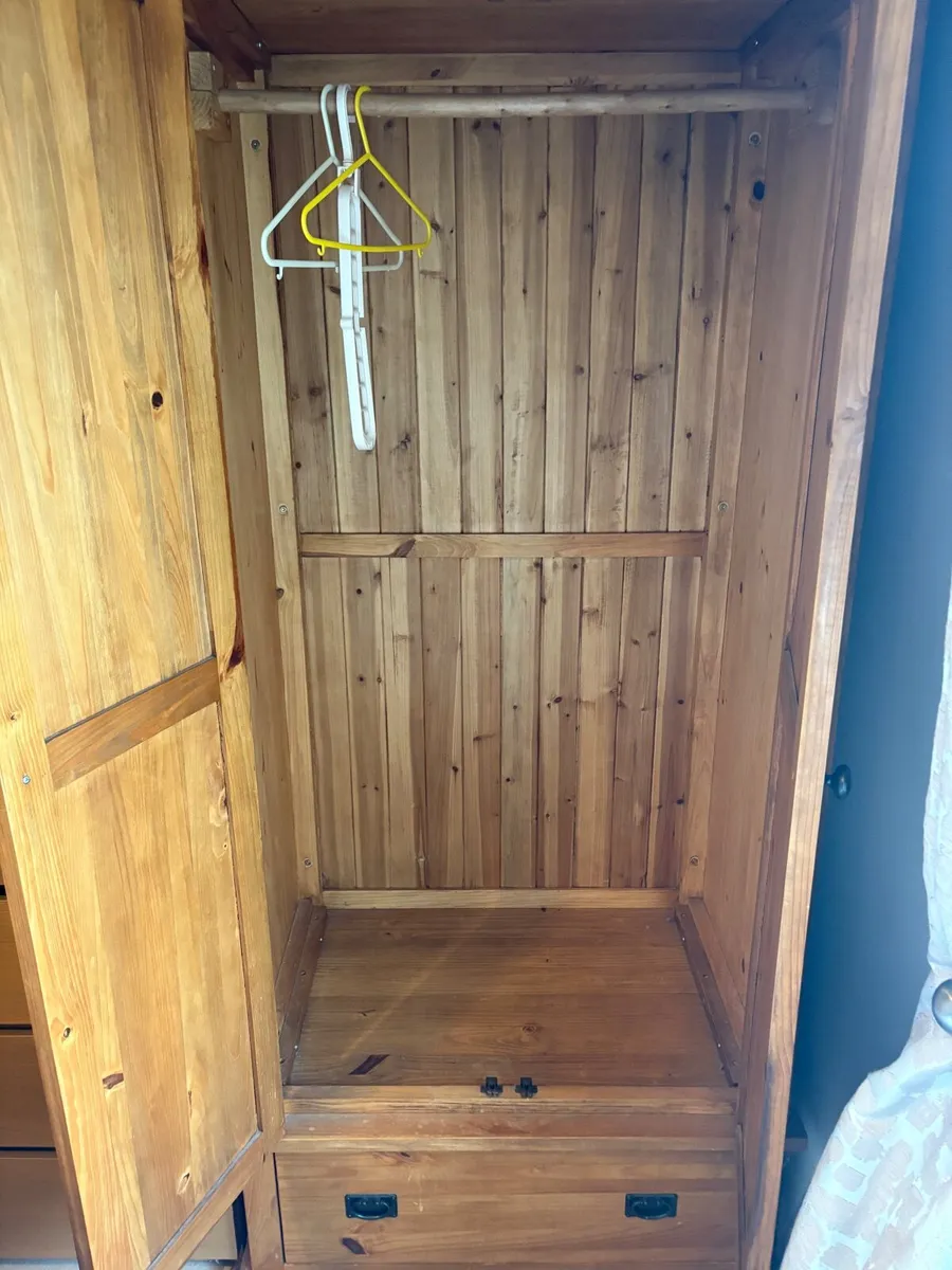 Wardrobe - Image 2