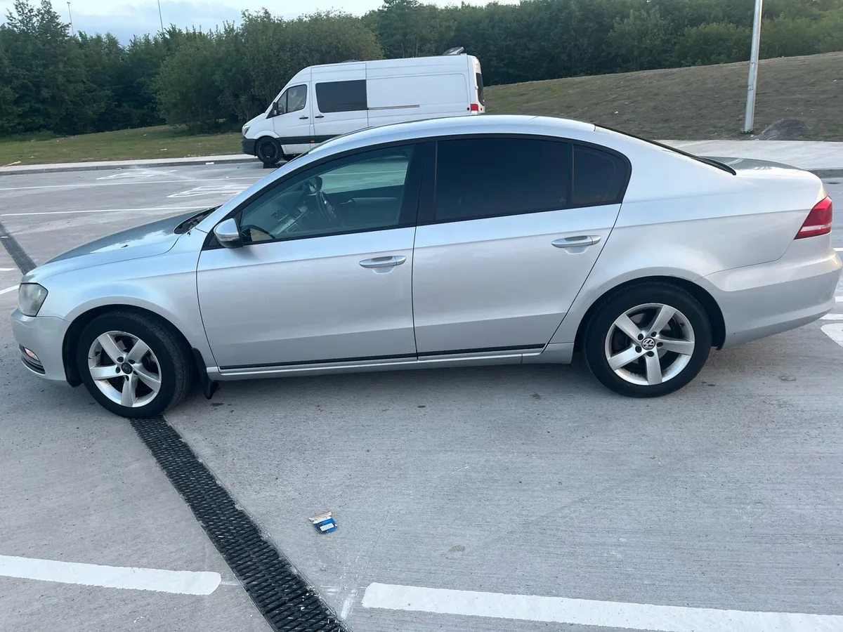 2011 1.6 VW Passat - Image 4