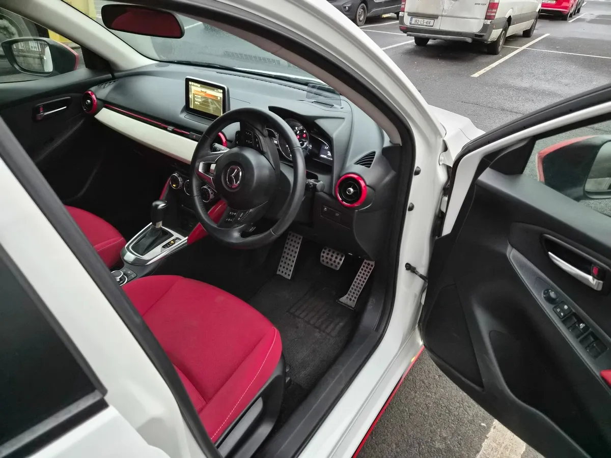 Mazda Demio 2015 - Image 2