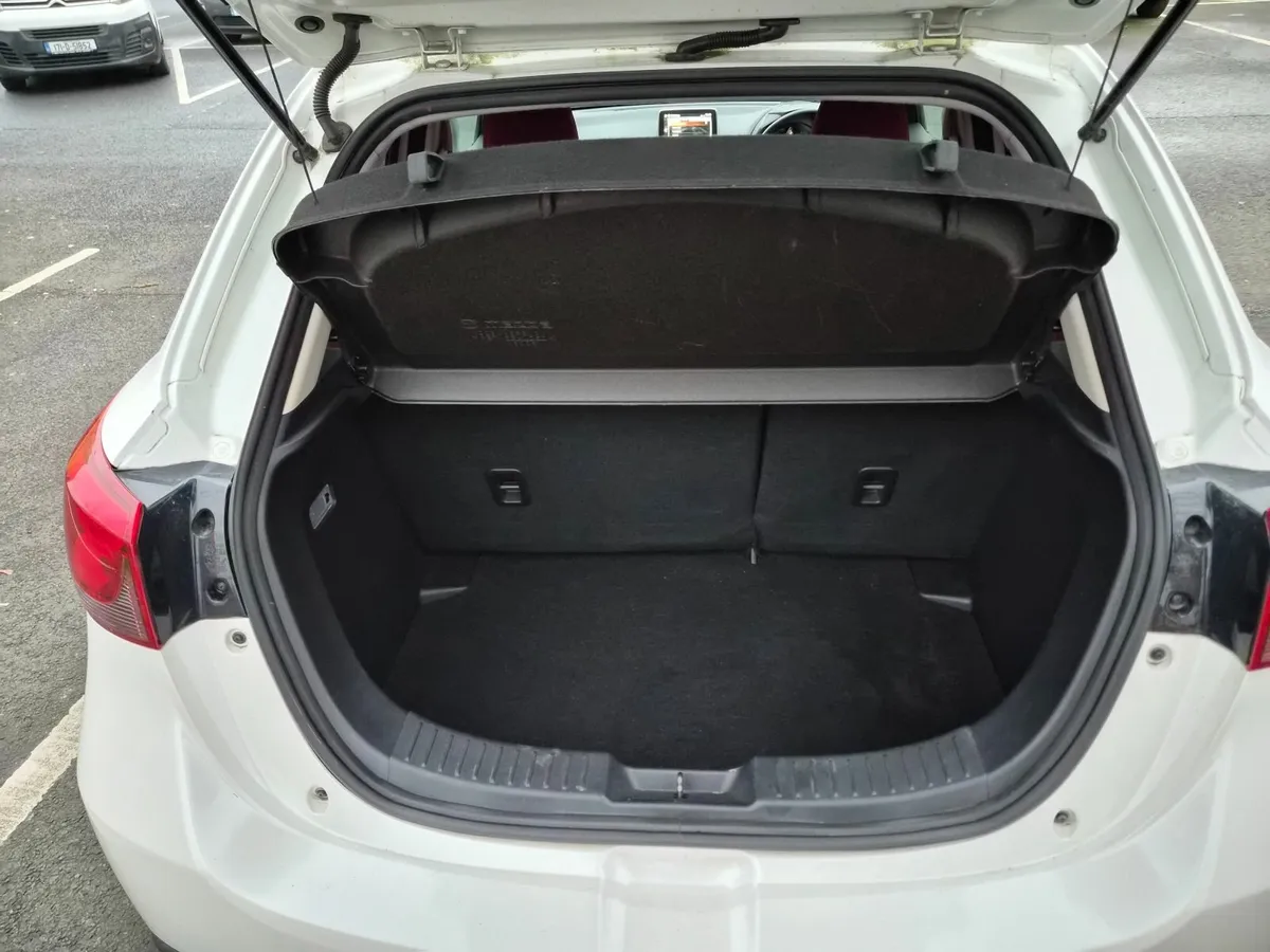 Mazda Demio 2015 - Image 4