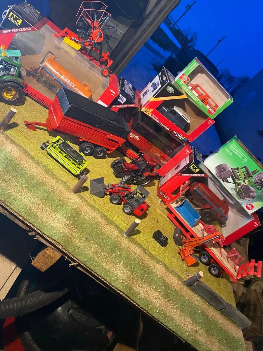 1:32 Scale farm models - Image 1