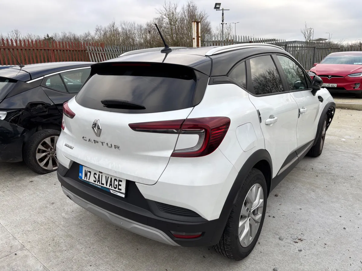 20 Captur Iconic DCI 64km NCT4/26 Starts - Image 3