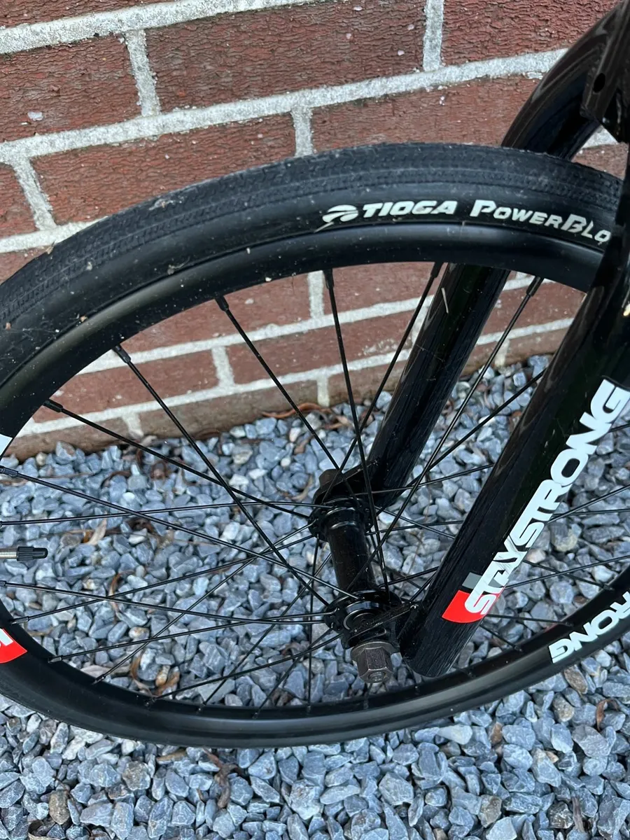 Stay Strong PWR Mini Race BMX – Mint Condition - Image 3