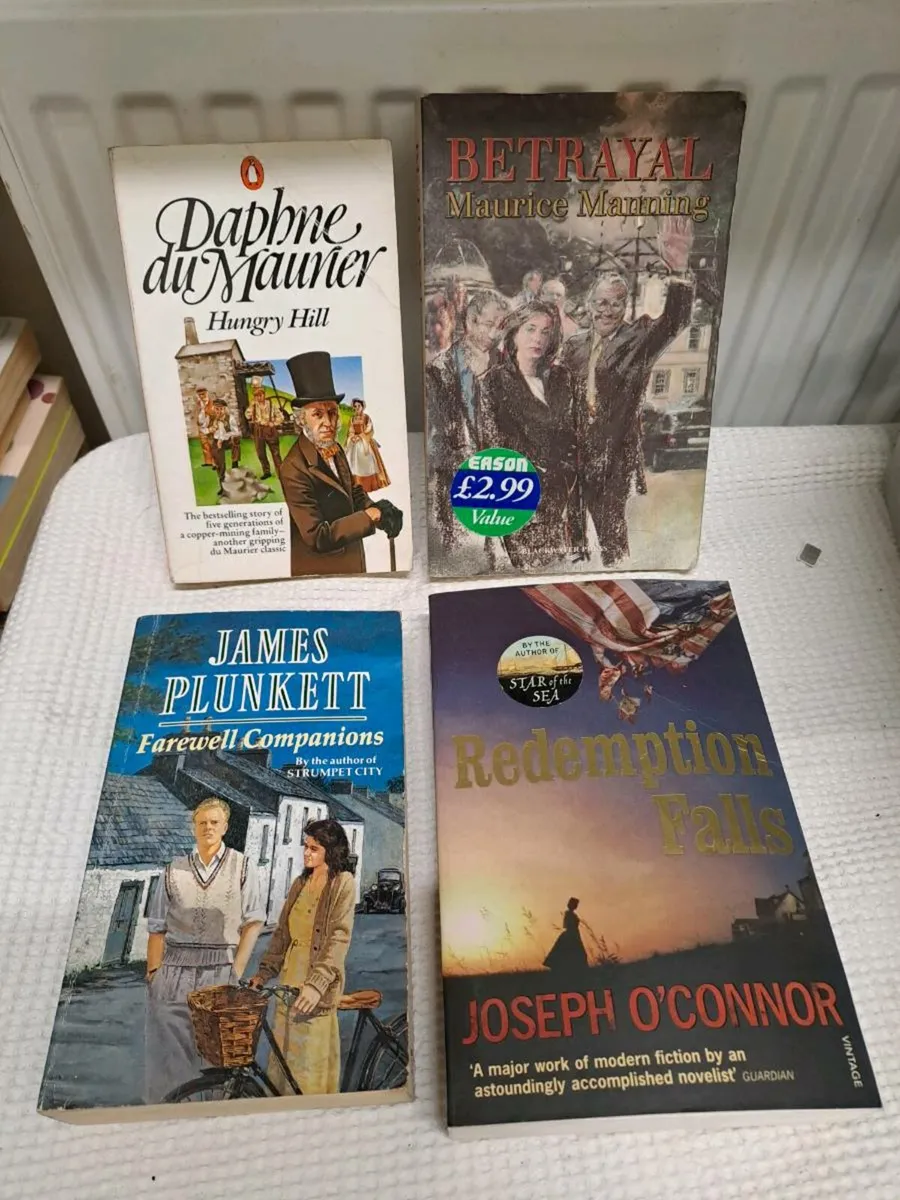 17 Fiction books - Image 2