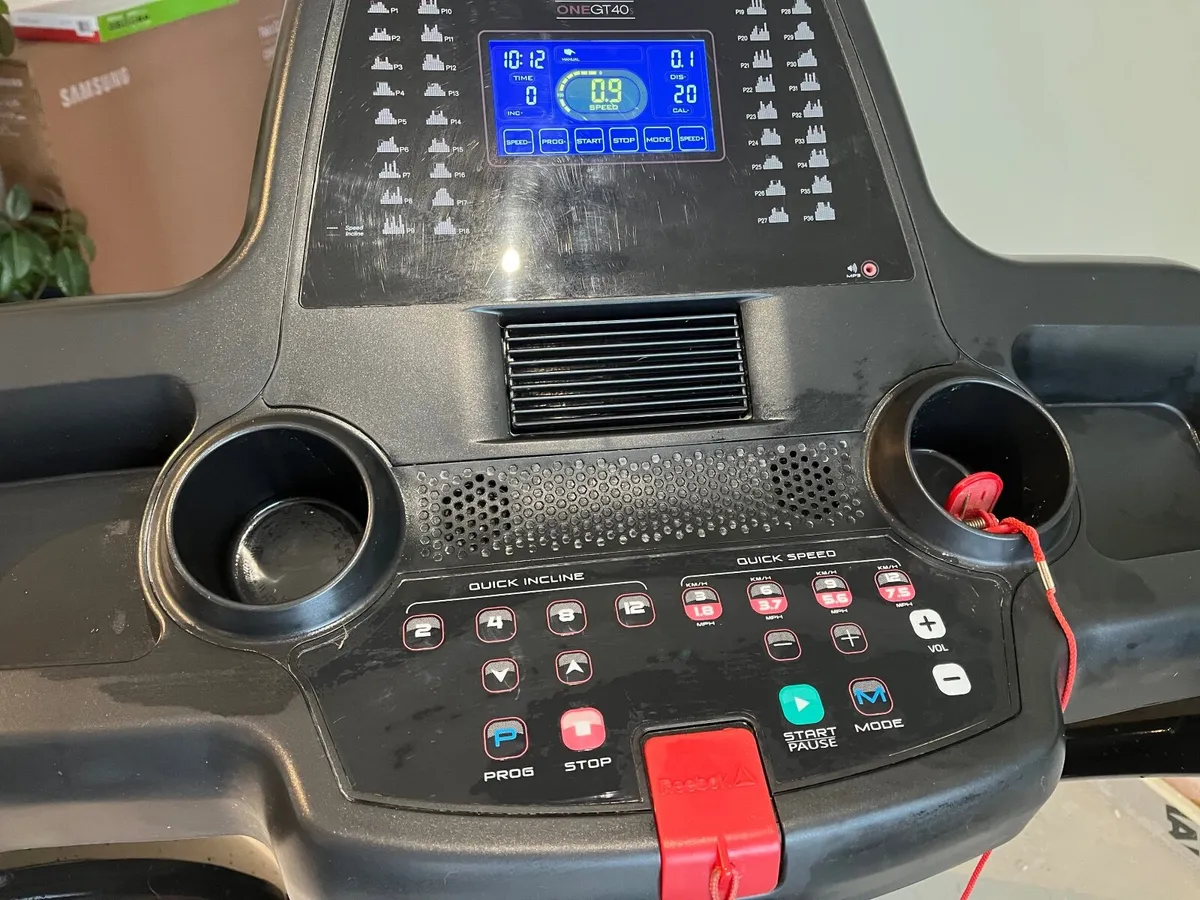Reebok OneGT40s treadmill - Image 2