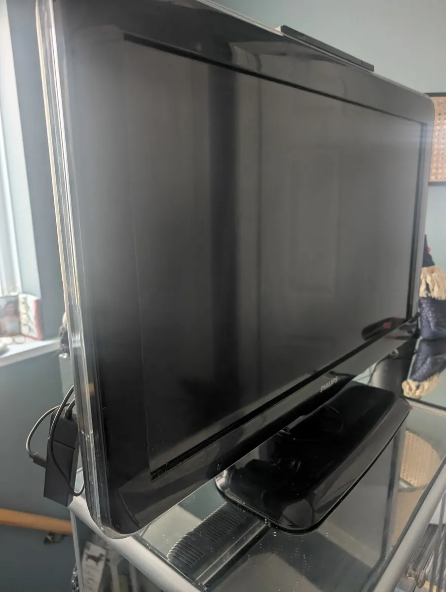 Phillips TV 28 inch Perfect working order - Image 4