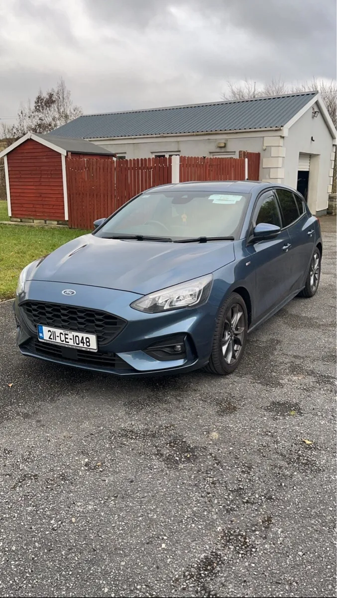 211 Stline focus - Image 1