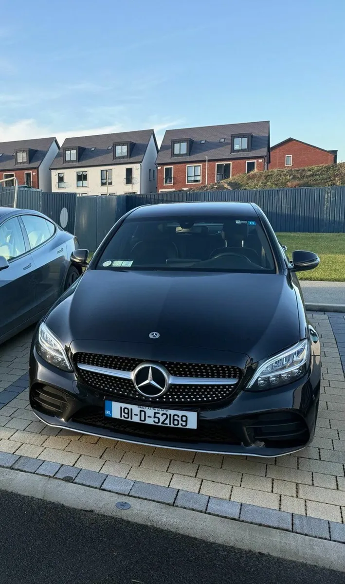Mercedes-Benz C-Class 2019 - Image 1