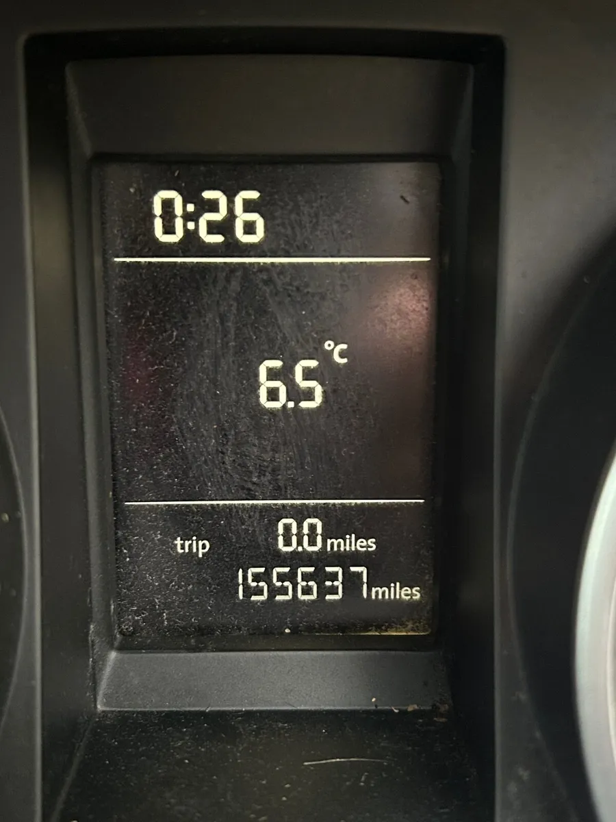 Volkswagen Golf 1.6tdi 2010 - Image 4