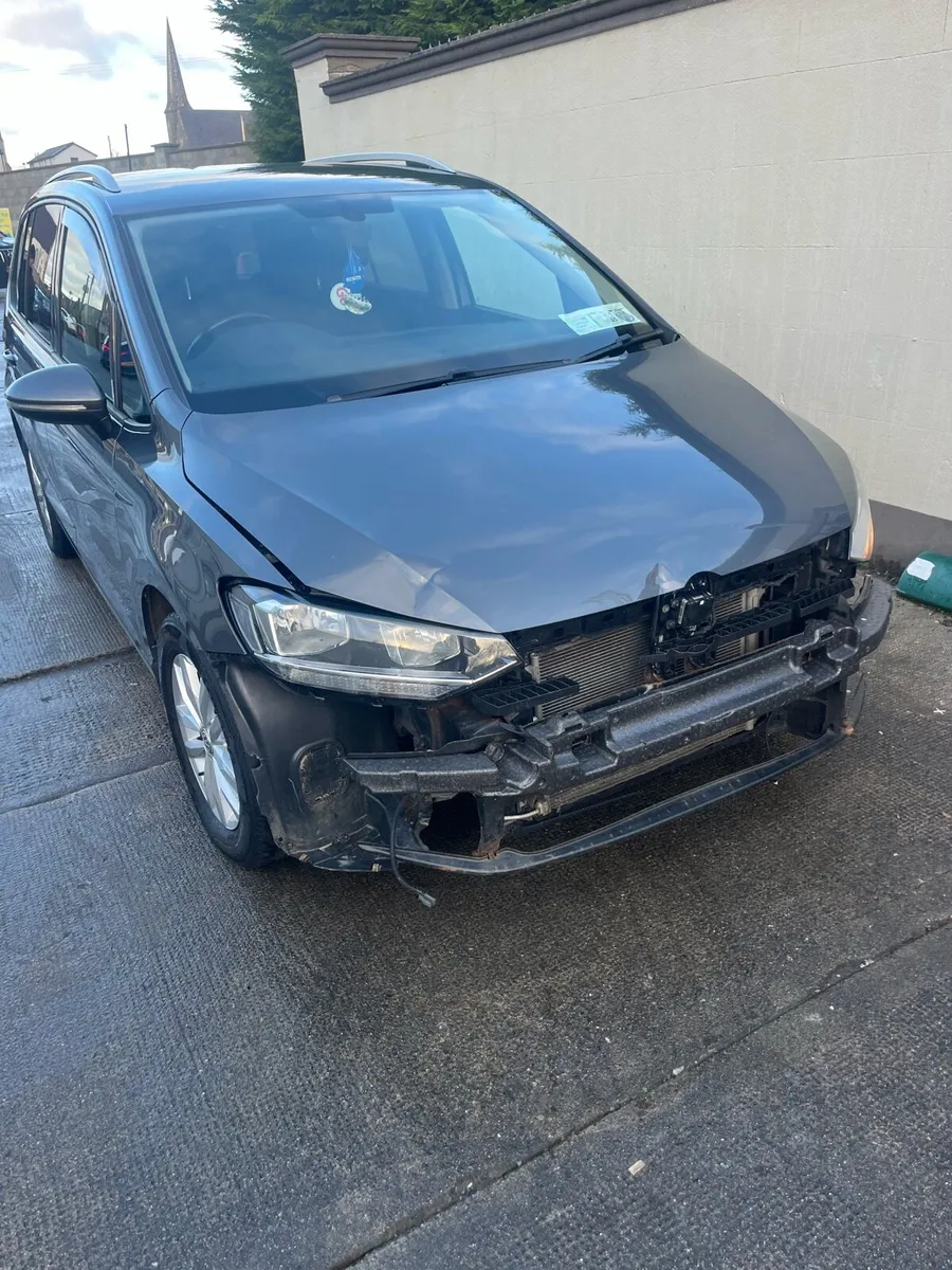 2016 vw touran tdi  7st - Image 4