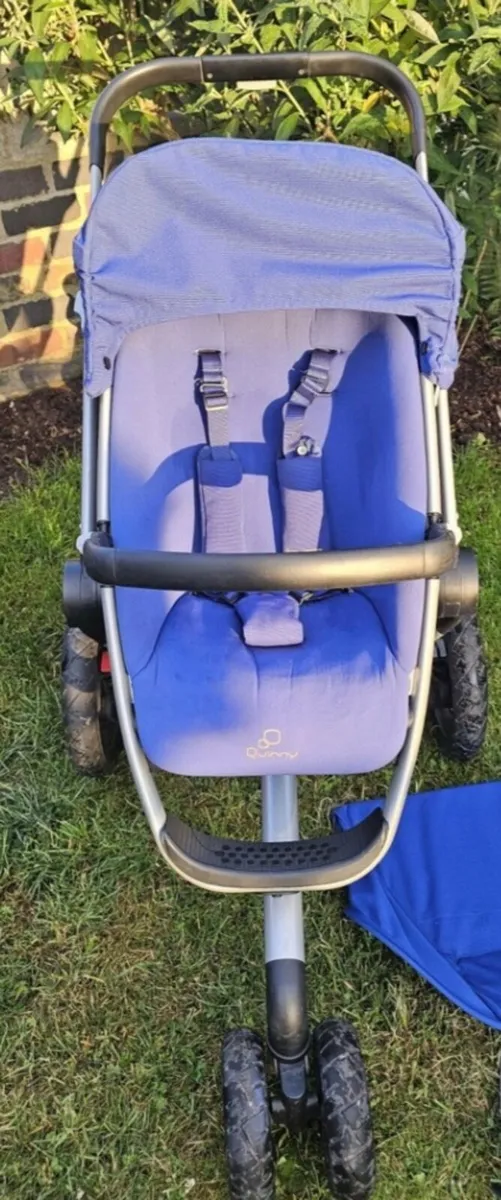 Quinny buzz travel system - Image 1