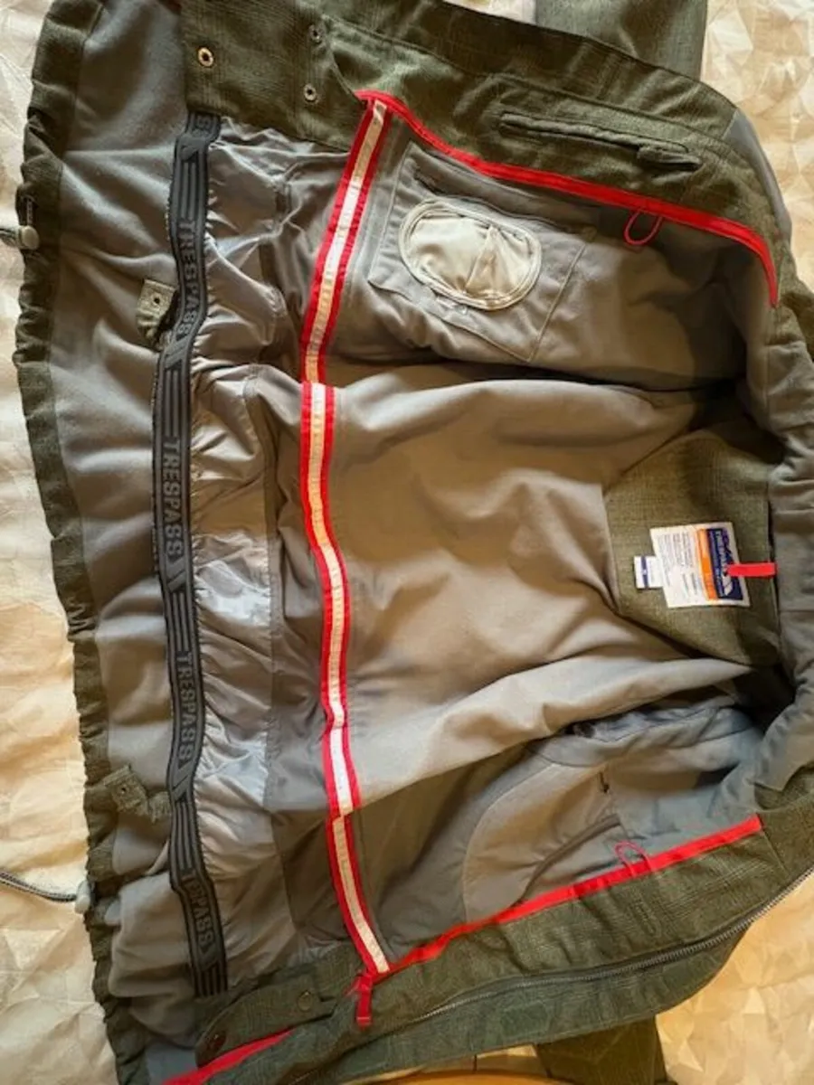 M/L Ski Snow board jacket - Image 3