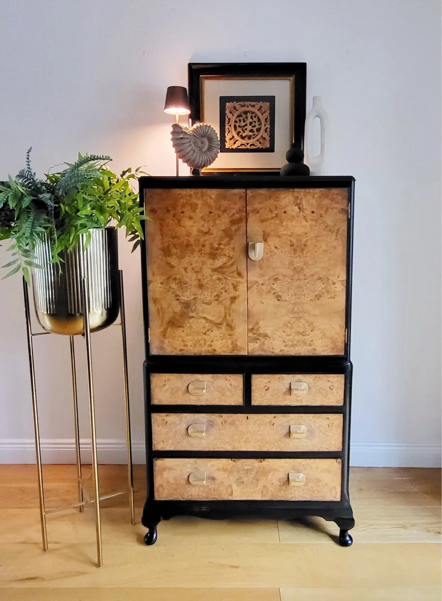 Beautiful walnut antique cabinet - Image 1