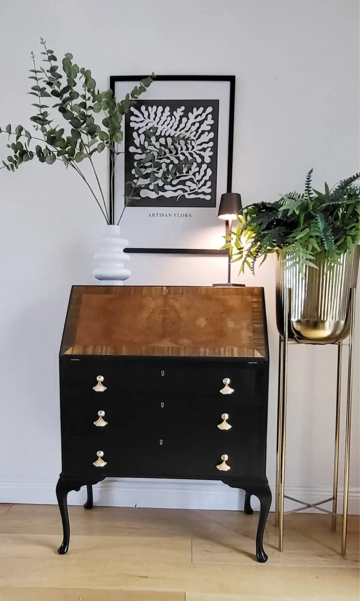 Beautiful vintage writing bureau - Image 1