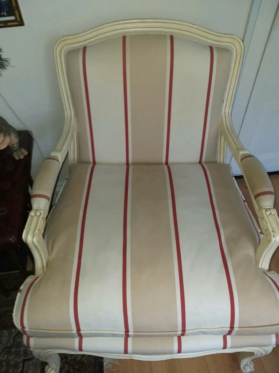 Armchair with cream frame - Image 2