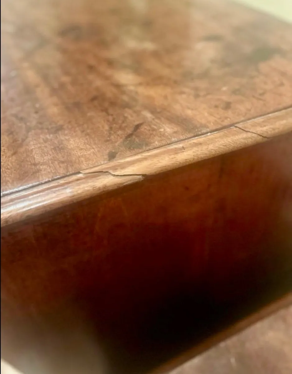 Mahogoney chest of drawers - Image 2