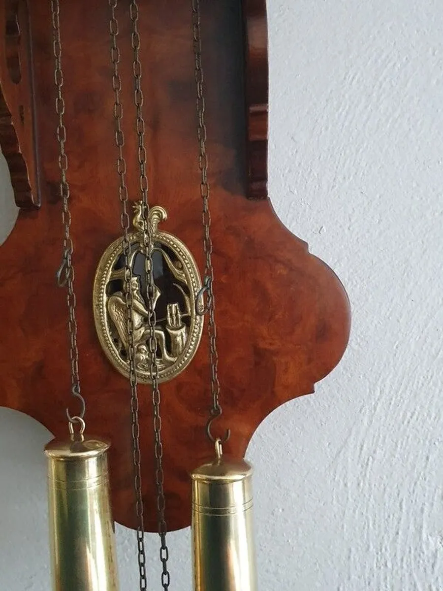 Friesian tailed wall clock - Image 3