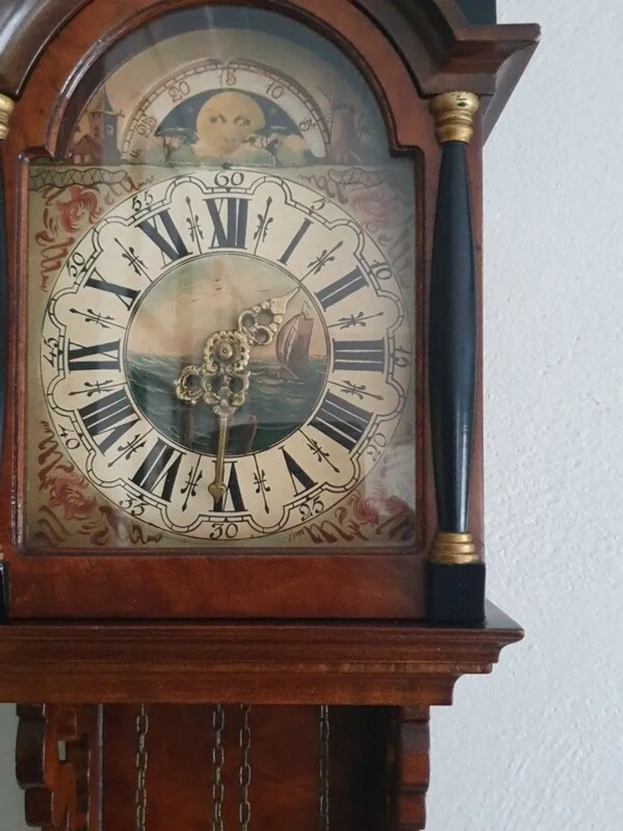 Friesian tailed wall clock - Image 4