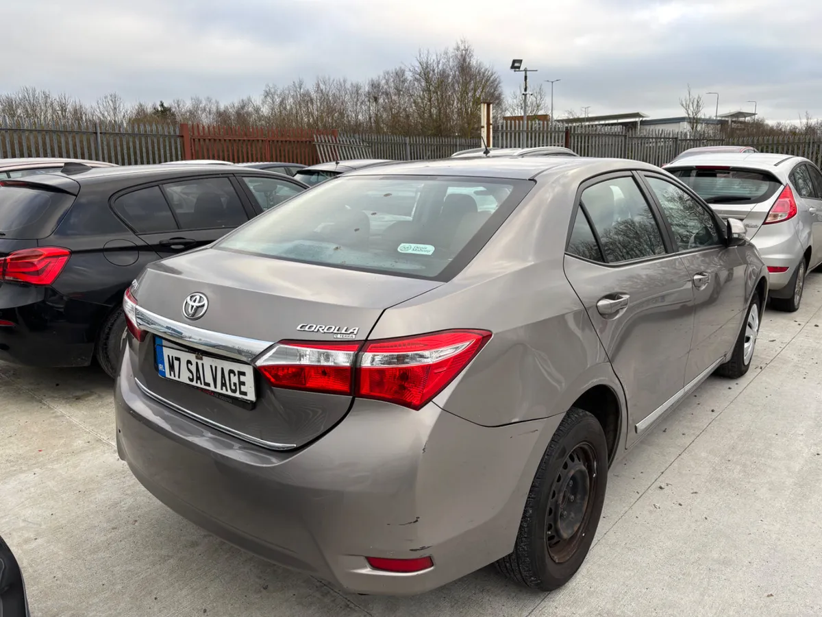 16 Corolla 1.3 Petrol NCT 11/26 90km Drive home - Image 3