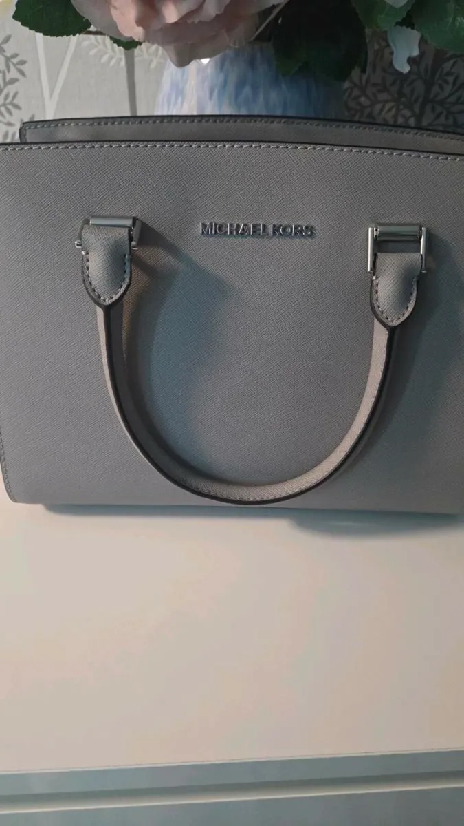 Michael Kors Selma - Image 2