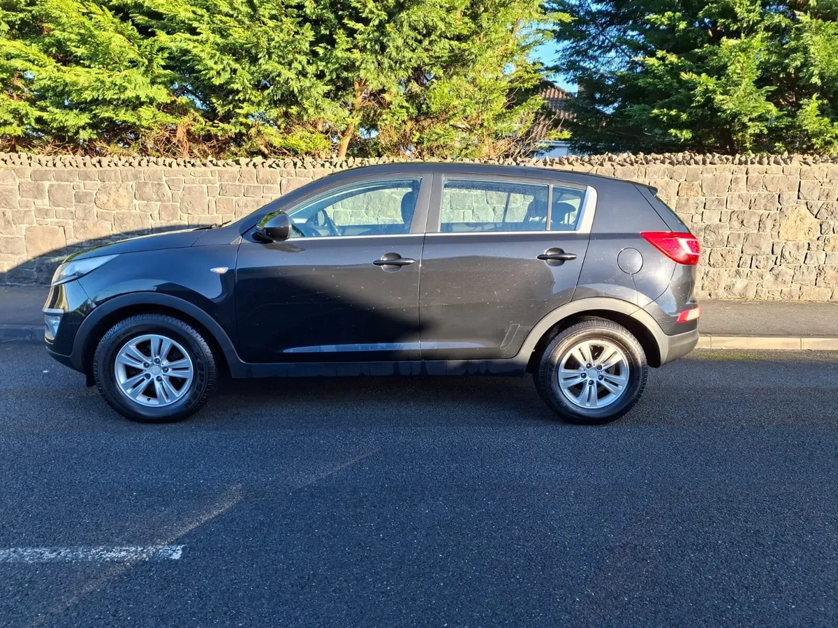 Kia Sportage 2012 - Image 2