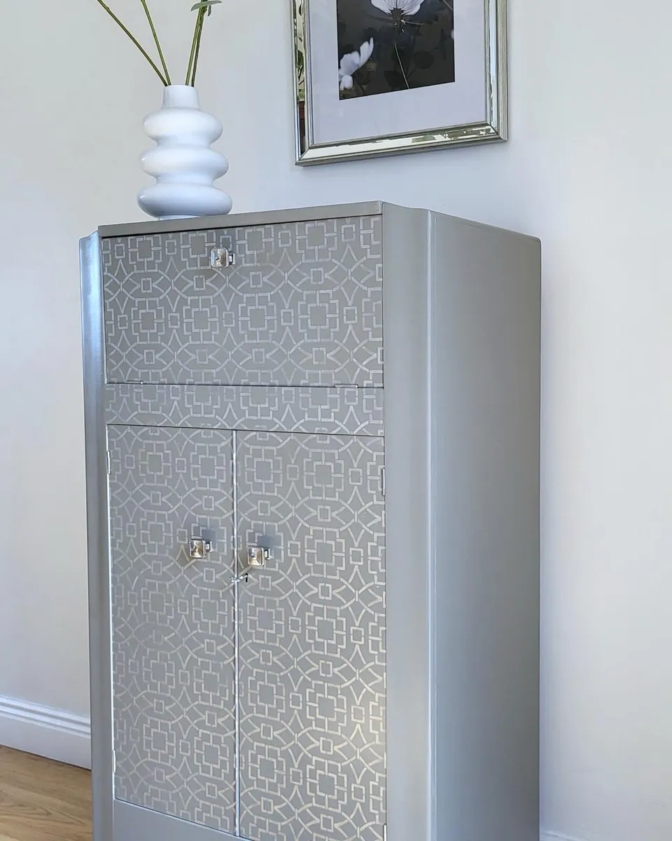 Mid Century cocktail drinks cabinet - Image 2