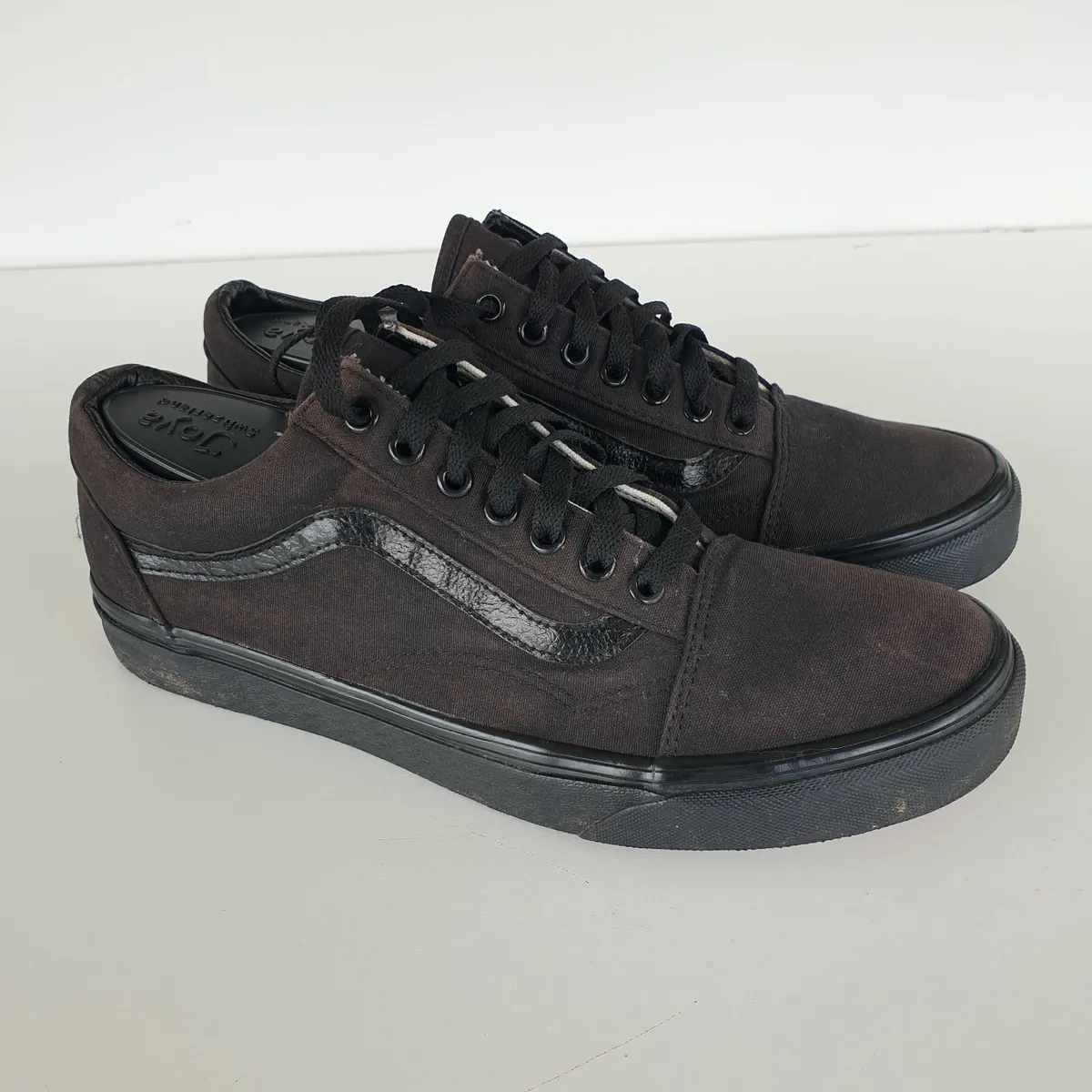 Vans triple black men's trainers size 9 - Image 1