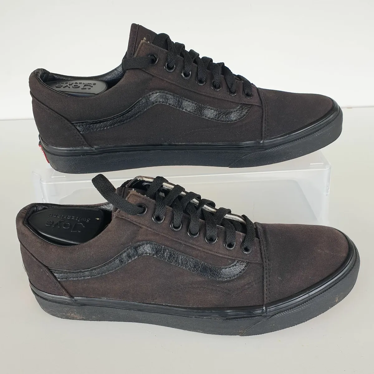 Vans triple black men's trainers size 9 - Image 2