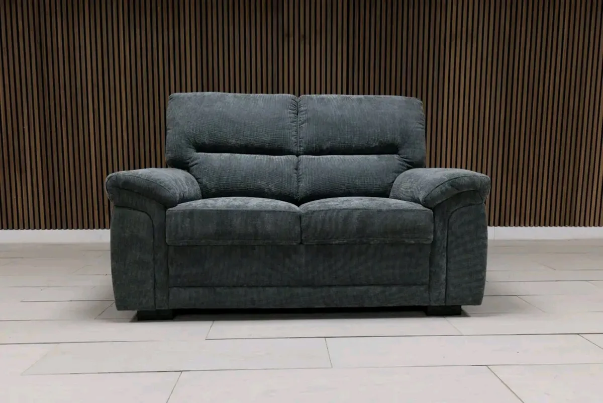 Jan Sale! Bromley Gretal 3+2 Leather/Fabric Sofa - Image 3