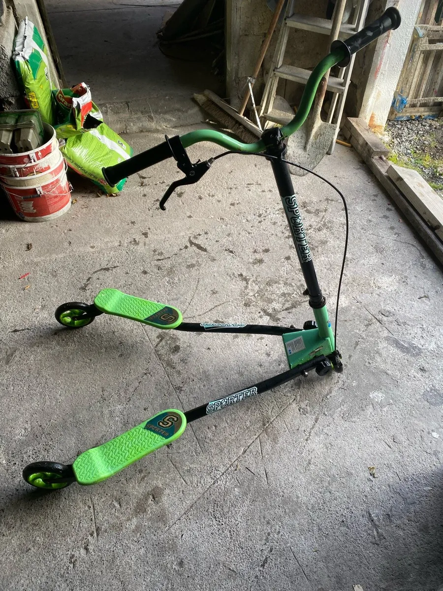 3 wheel swing scooter
