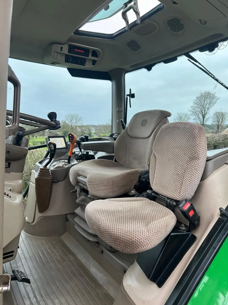 6125r John Deere - Image 3