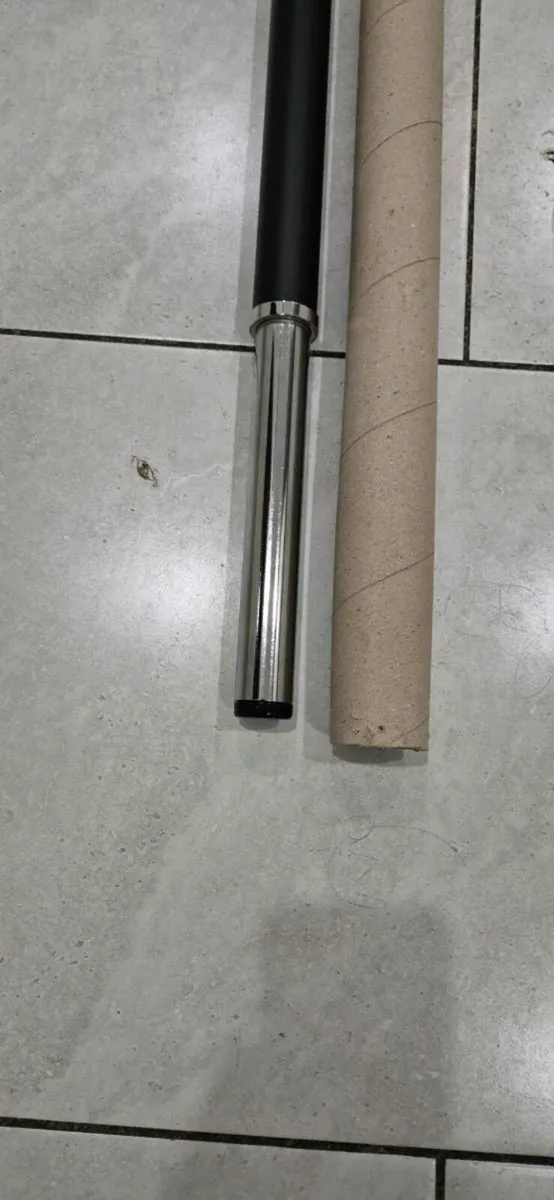 Brand new 20 kilo coloured bodypump weight set - Image 2