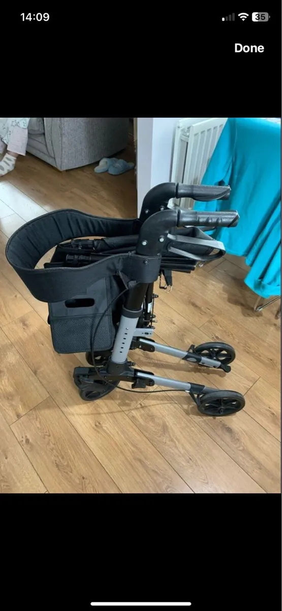 Rotater walking aid - Image 3