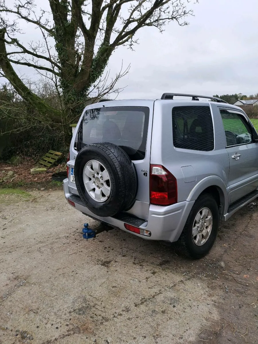 Mitsubishi Pajero 2.5 swb - Image 4