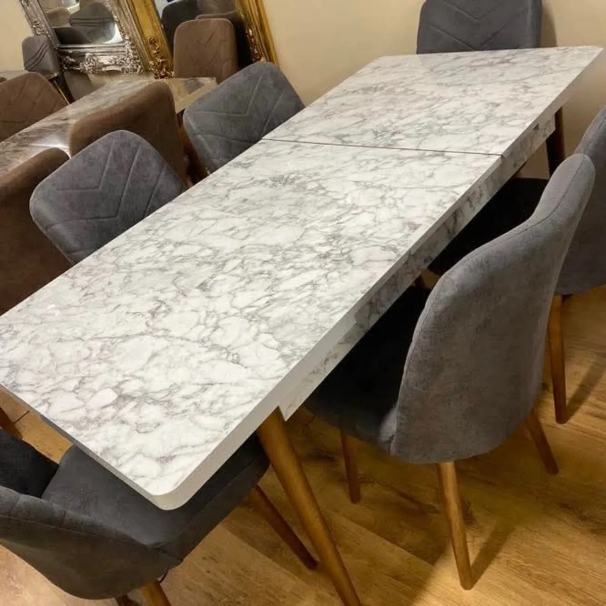 Extendable Kitchen Dining Table With 6 Chairs - Image 3