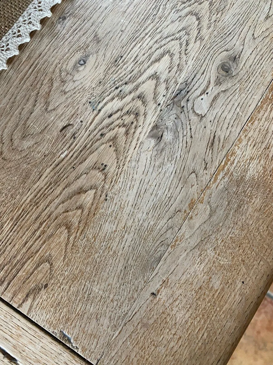 Kitchen Table - Image 1