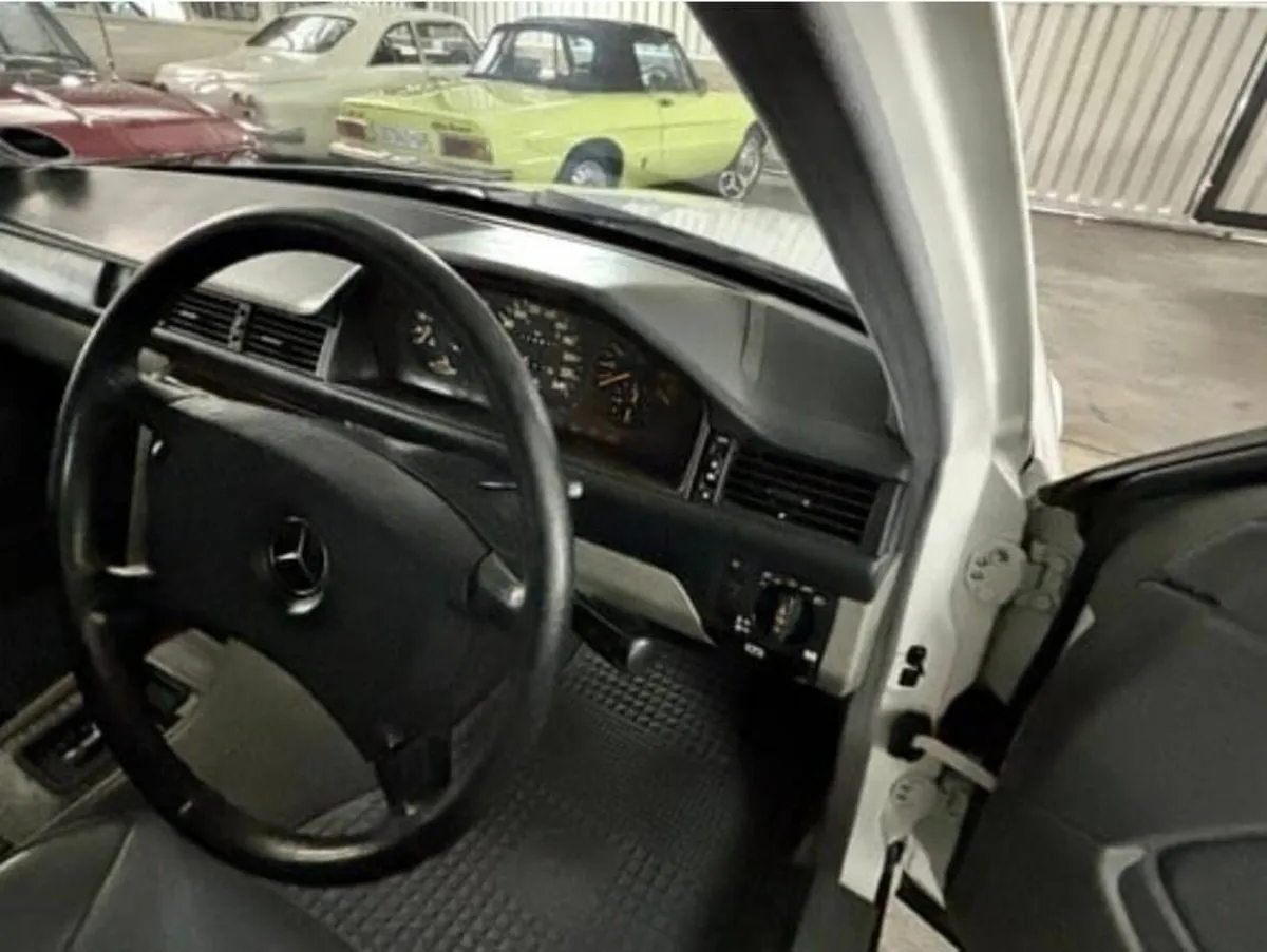 Mercedes-Benz Other 1989 - Image 2