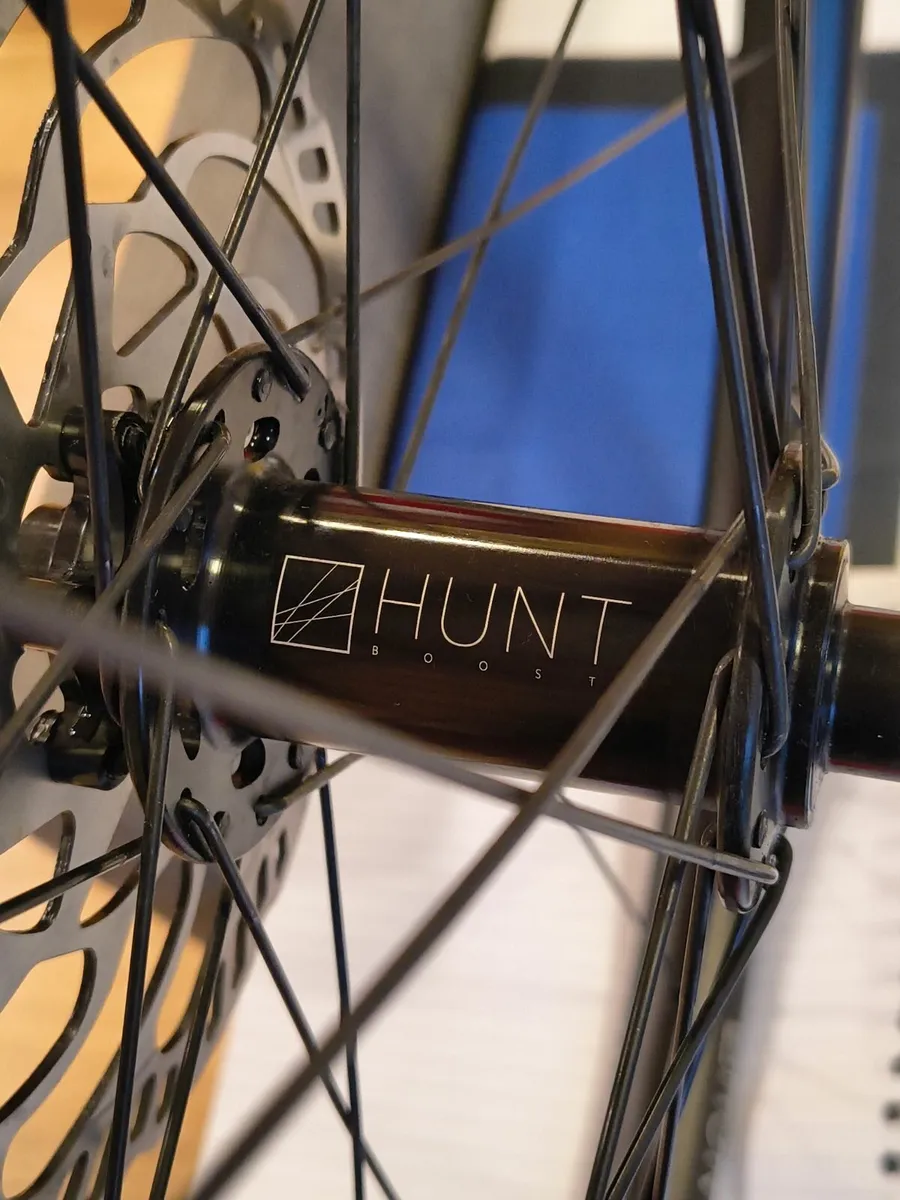 Hunt trail wide 29" wheel set. - Image 3