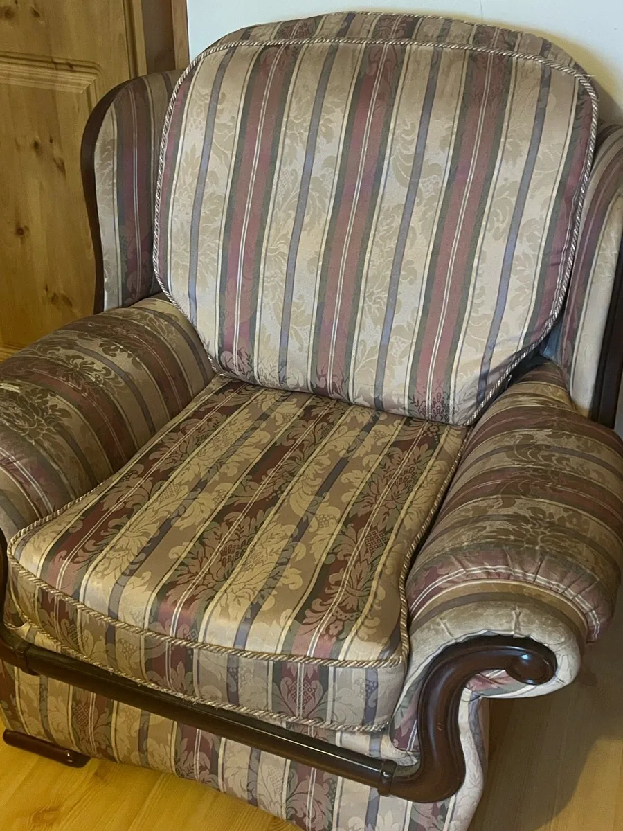 Suite of furniture - Image 3