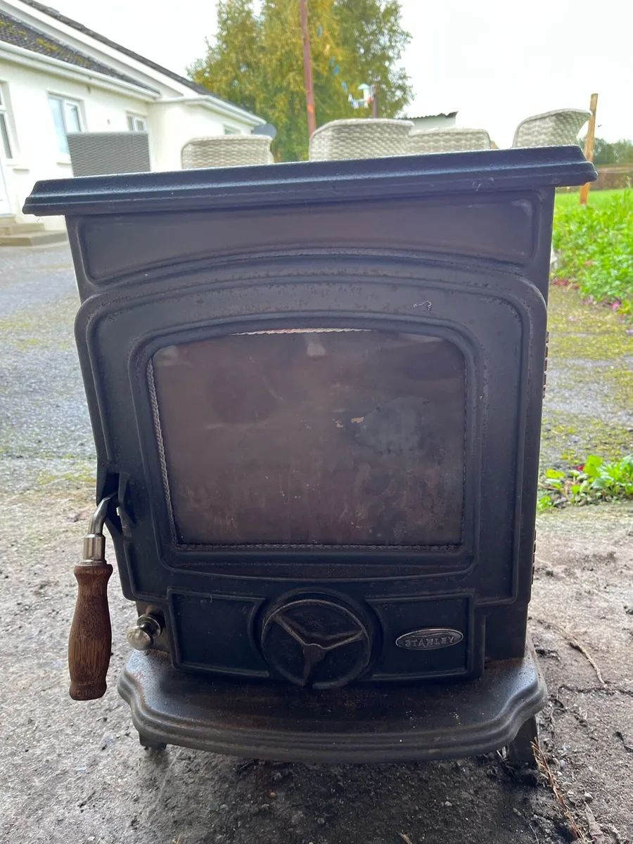 Oisín stove - Image 1