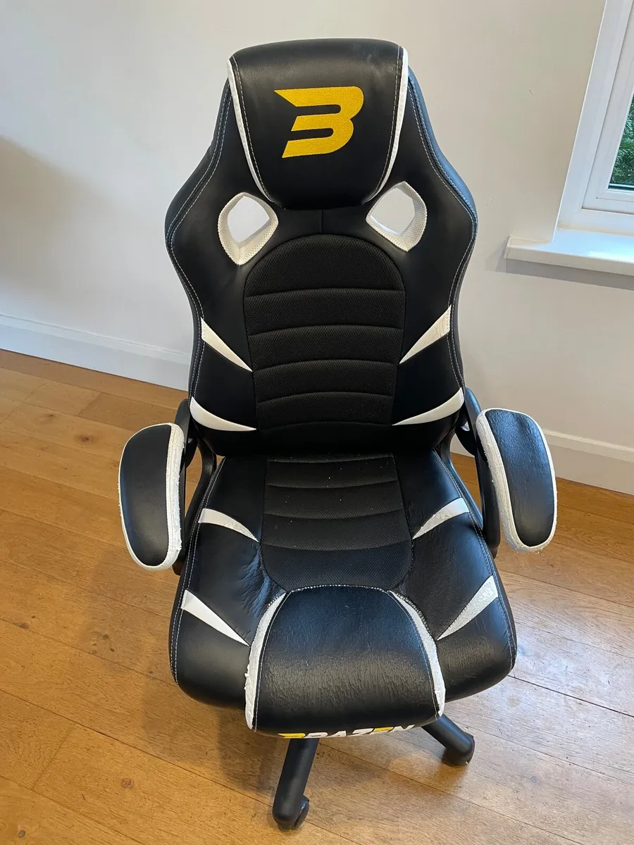 Gaming chair - Image 2