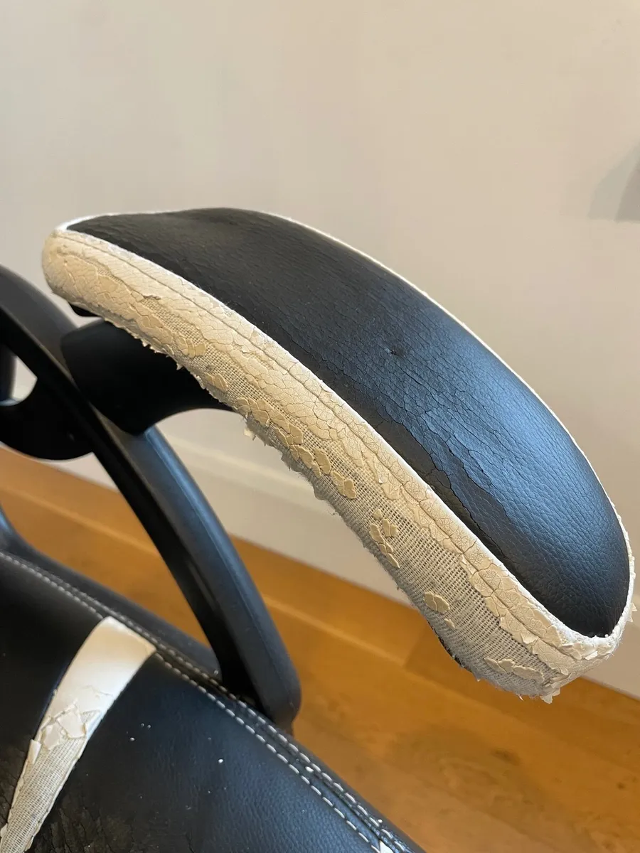 Gaming chair - Image 3