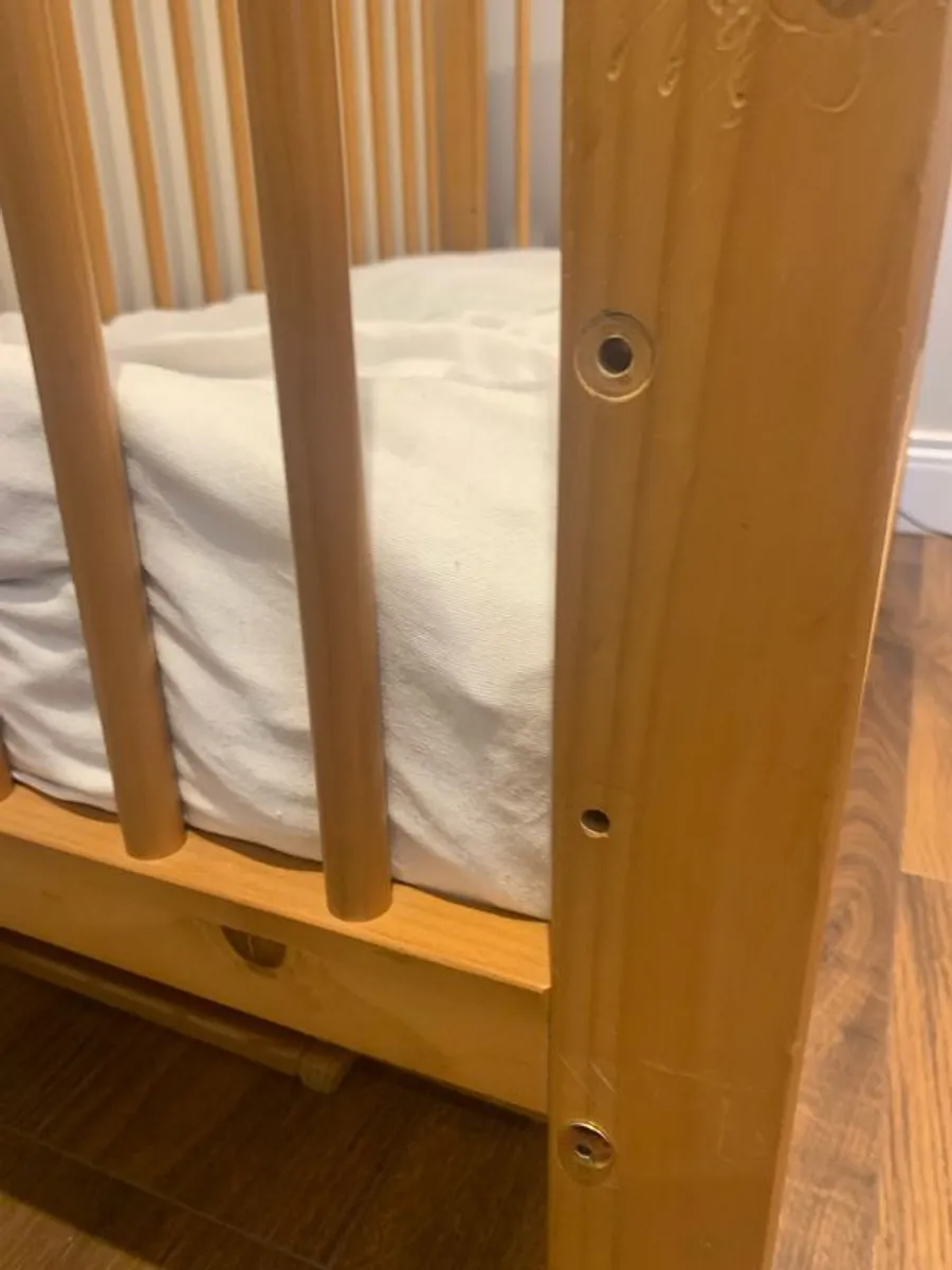Baby Cot - Image 3
