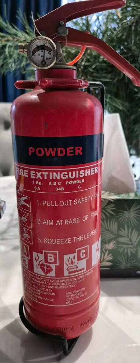 Fire extinguisher - Image 1