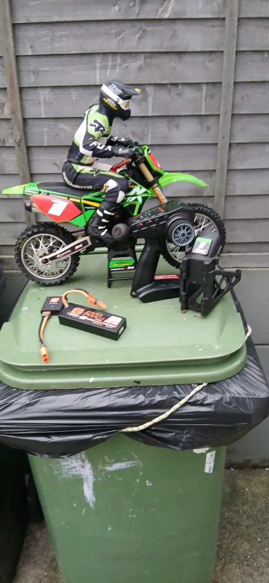 Losi pro moto mx rc motorcycle - Image 3