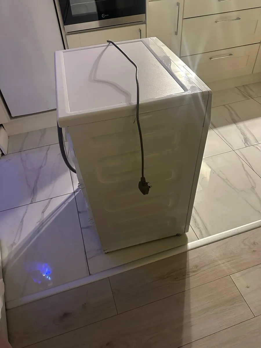 Beko washing machine 7 kg - Image 3