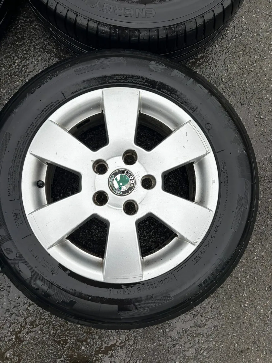 R16 Skoda Octavia Alloy Wheels. - Image 4