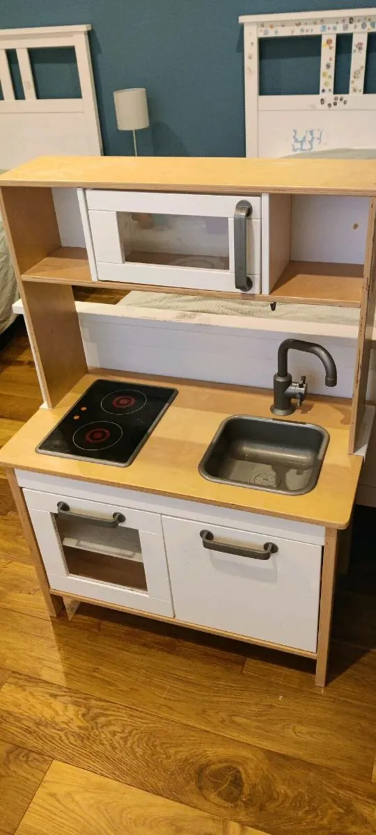 Kids Kitchen - Image 2