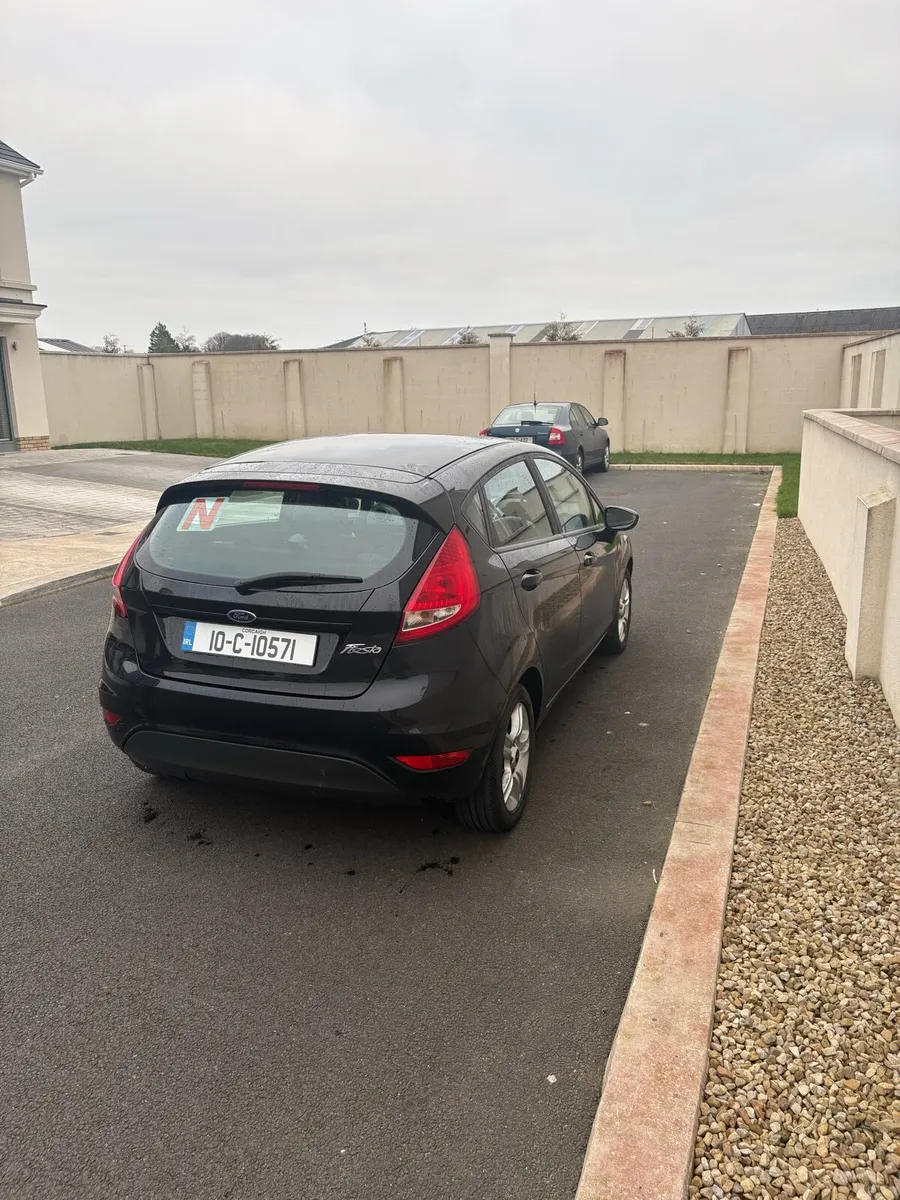 Ford fiesta - Image 2