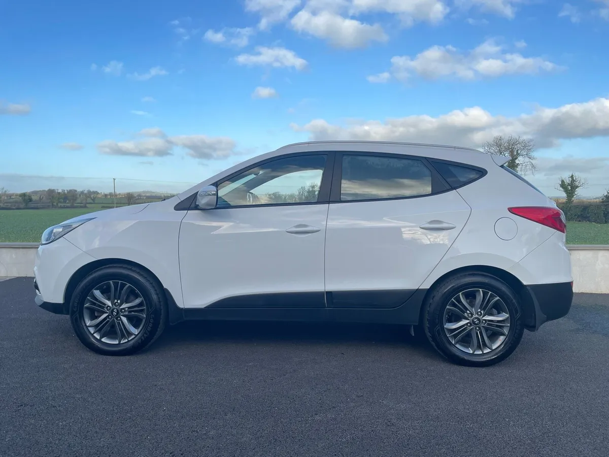 Hyundai ix35 Commercial 4x4 - Image 4